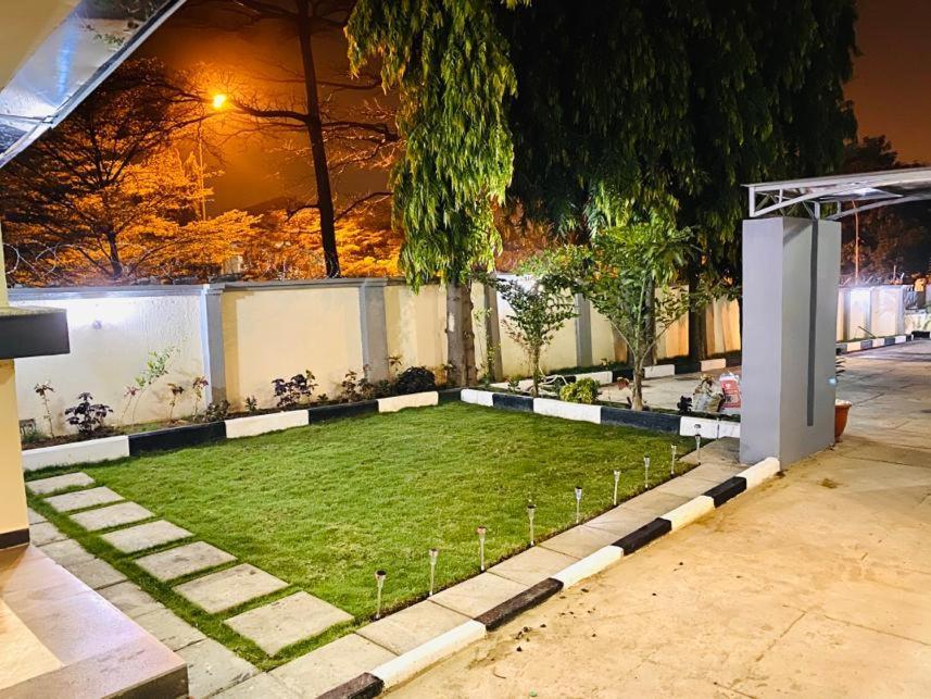 Mayfair Hotel Maitama Abuja Exterior photo