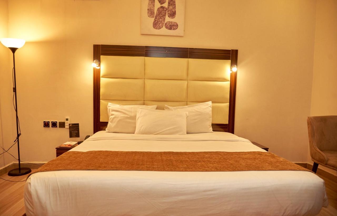Mayfair Hotel Maitama Abuja Exterior photo