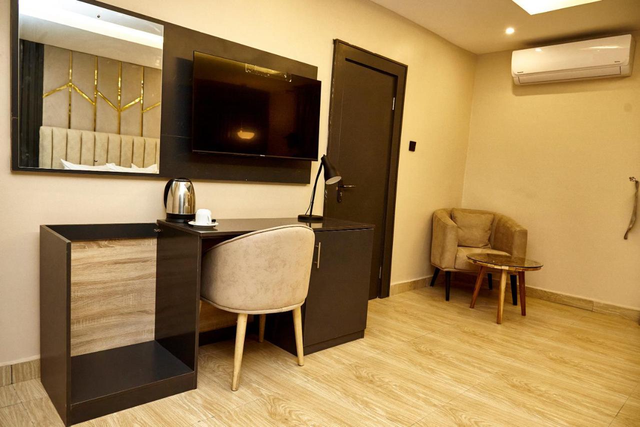Mayfair Hotel Maitama Abuja Exterior photo